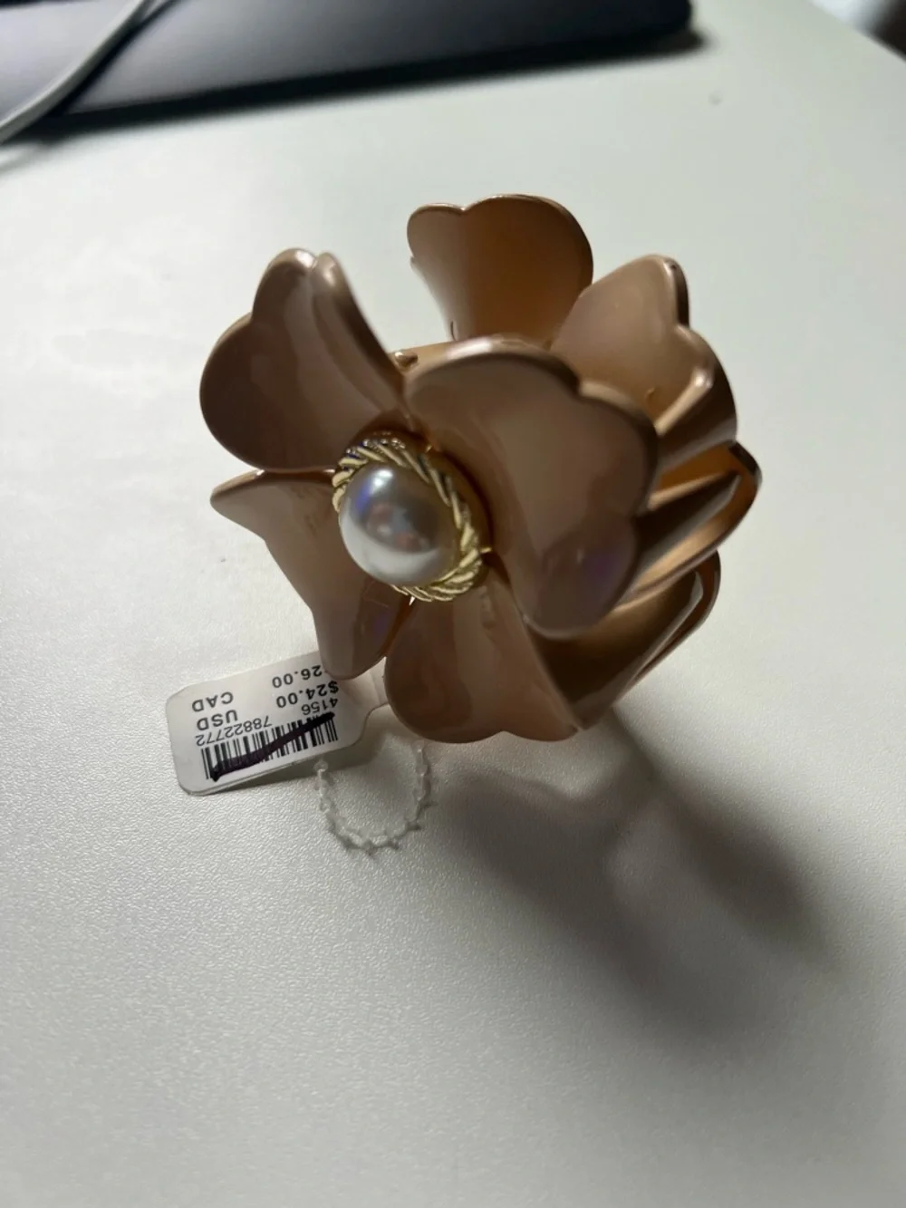 Anthropologie Blush Flower Pearl Hair Claw Clip NWT